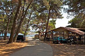 Arena Stupice Camping Homes
