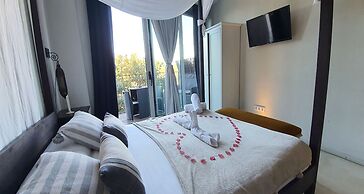 Les Suites - Adults Only