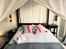 Les Suites - Adults Only