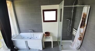 Les Suites - Adults Only