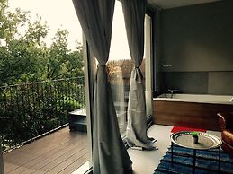 Les Suites - Adults Only
