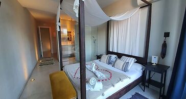 Les Suites - Adults Only