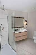 Les Suites - Adults Only