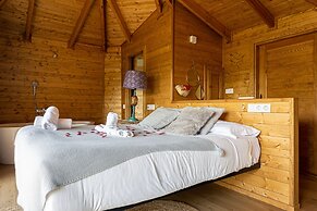 Les Suites - Adults Only