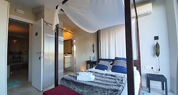Les Suites - Adults Only