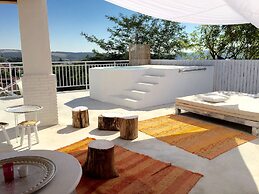 Les Suites - Adults Only