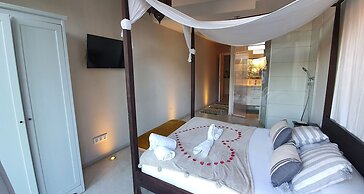 Les Suites - Adults Only