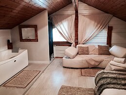 Les Suites - Adults Only