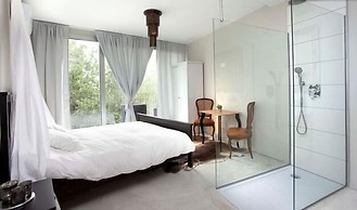 Les Suites - Adults Only