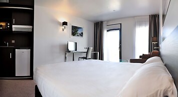 Golden Tulip Pornic Suites