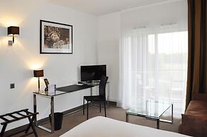 Golden Tulip Pornic Suites