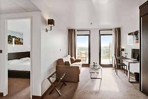 Golden Tulip Pornic Suites