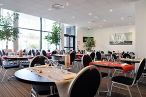 Golden Tulip Pornic Suites