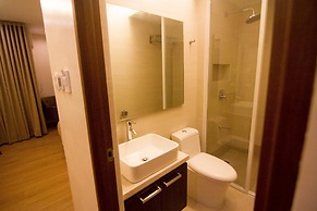 The Reef Hotel and Residences