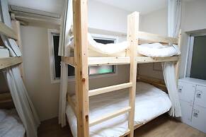 Glocal Nagoya Backpackers Hostel