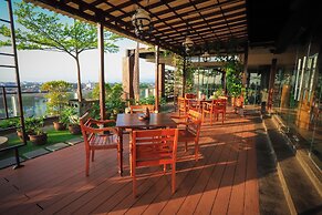 Swiss-Belinn Saripetojo Solo