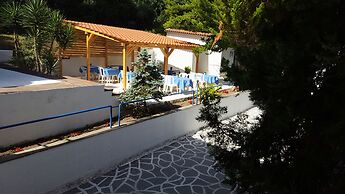 Roditsa Patritsia Apartments