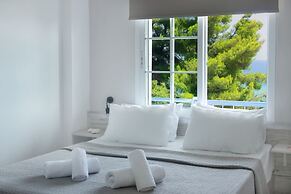 Roditsa Patritsia Apartments