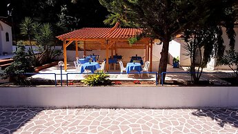 Roditsa Patritsia Apartments