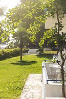 Roditsa Patritsia Apartments