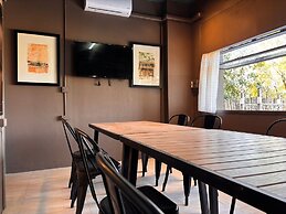 Blu Monkey Brown House Udonthani