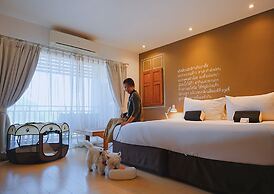 Blu Monkey Brown House Udonthani