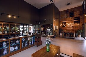 Blu Monkey Brown House Udonthani