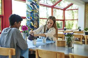 MOVE Eco Health Hotel