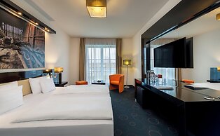 Gotthard Therme Hotel