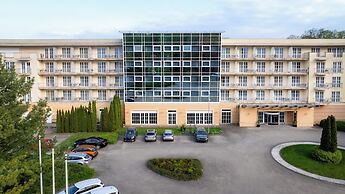 Gotthard Therme Hotel