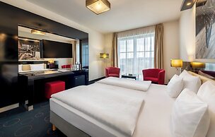 Gotthard Therme Hotel
