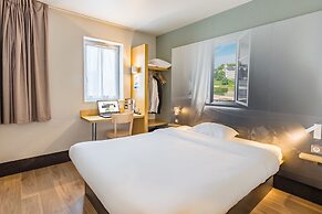 B&B HOTEL Tours Nord 2 La petit Arche