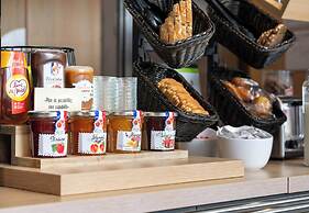B&B HOTEL Lille Roubaix Campus Gare