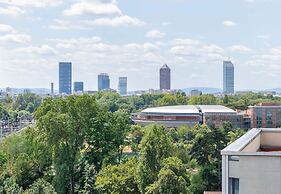 B&B HOTEL Lyon Caluire Cité Internationale