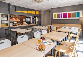 B&B HOTEL Lyon Caluire Cité Internationale