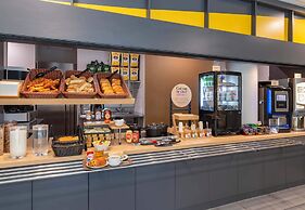 B&B HOTEL Lyon Caluire Cité Internationale