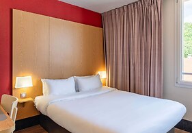 B&B HOTEL Lyon Caluire Cité Internationale