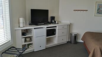 Land's End at Cannon Beach