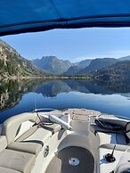 Lakeside Lodge Resort & Marina
