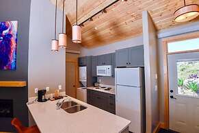 Lakeside Lodge Resort & Marina