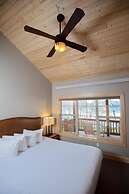 Lakeside Lodge Resort & Marina
