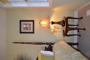 Old Town Country Landing B&B