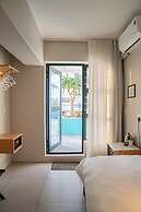 Mojo Hotel