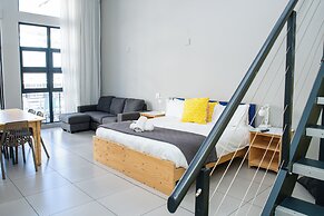 Mojo Hotel