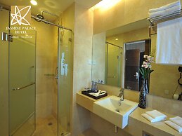 Jasmine Palace Hotel