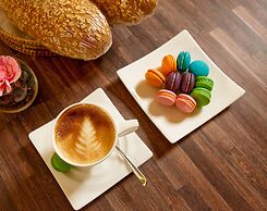 Jasmine Palace Hotel