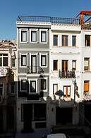 Taksim Doorway Suites