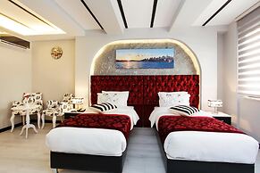 Taksim Doorway Suites