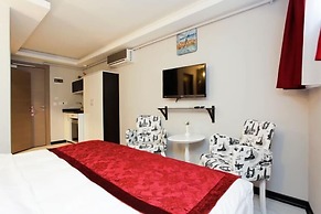 Taksim Doorway Suites