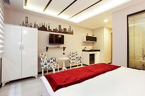 Taksim Doorway Suites